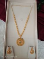 Forming Necklace