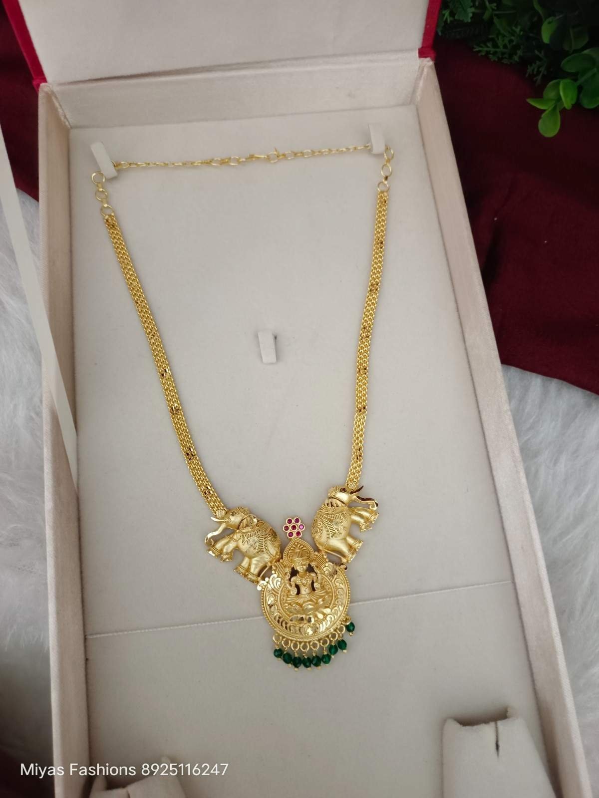 IMG_20260531_115235.jpg Forming Necklace - Image 1